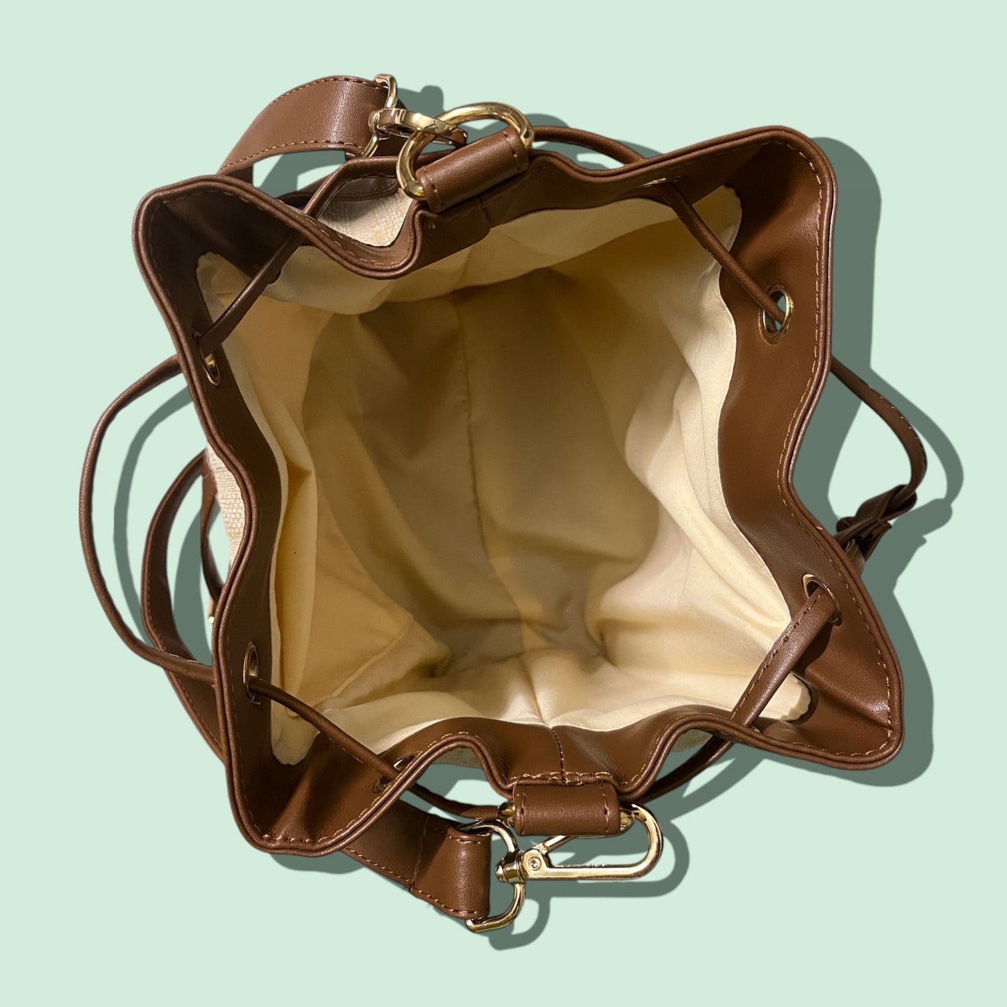 Butter Cream Bucket Sling