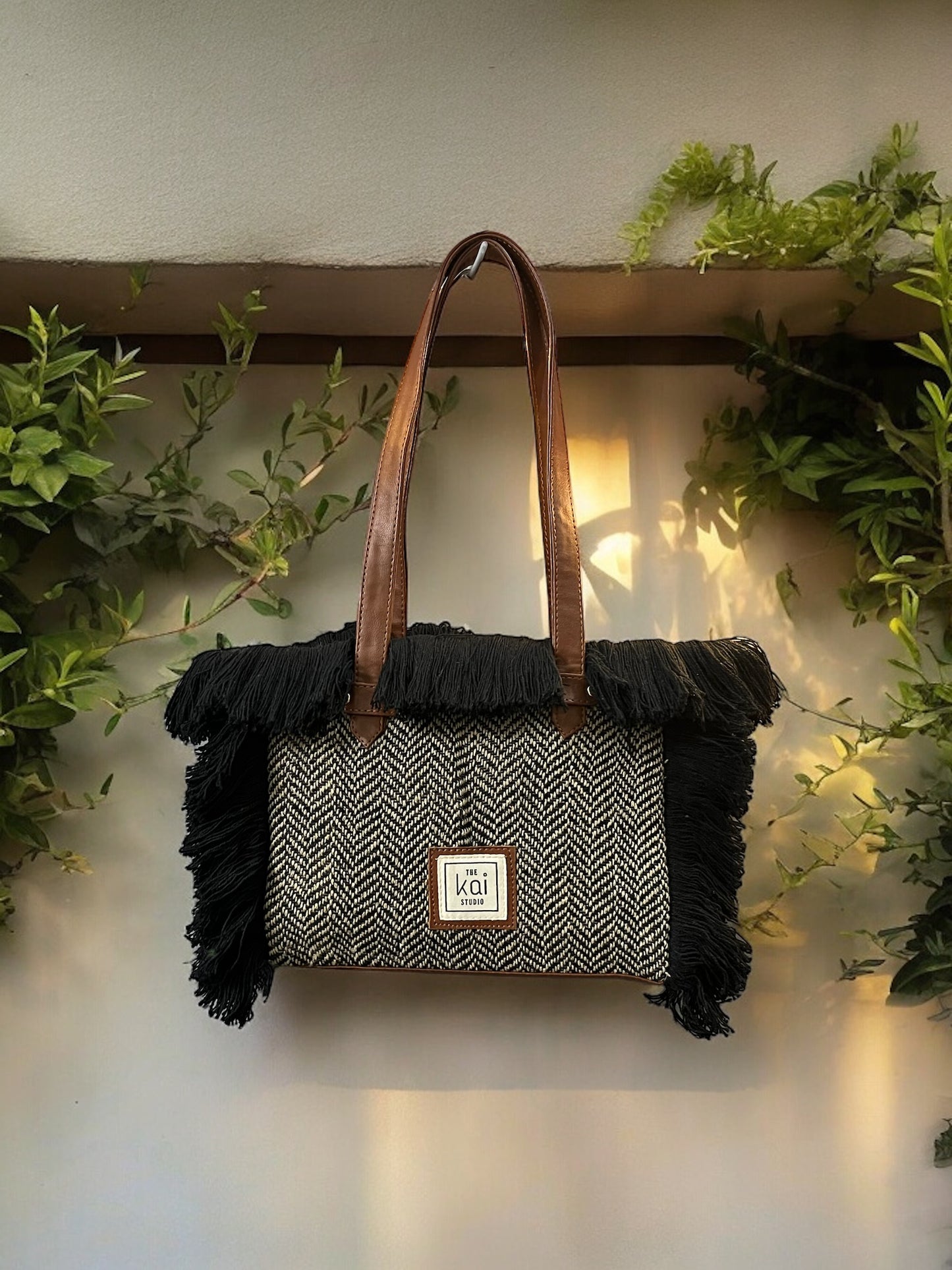 Oasis Mirage Handbag